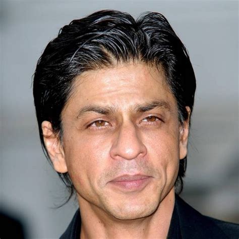 Bollywood Star Shah Rukh Khan Undergoes Shoulder Surgery Celebrity