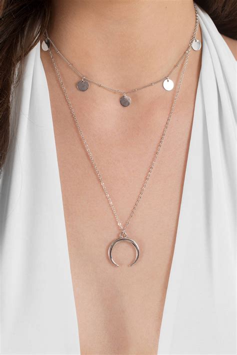 Athalia Layered Necklace In Silver 24 Tobi Us