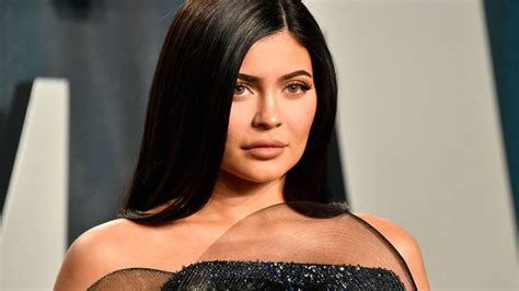 Kylie Jenner Freaking Out Over Forbes Accusations Shes Not A