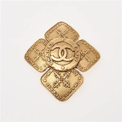 Vintage Chanel Cc Logo Brooch In Gold Tone With Box Brooches Jewellery