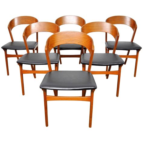 Select Modern Set Of Six Kai Kristiansen Teak Dining Chairs