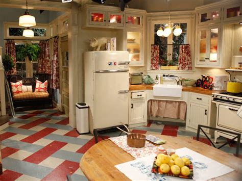 Hot In Cleveland The Dishmaster Kitchen Faucet Retro Renovation