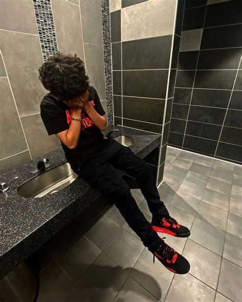 Pin By ‏‏‎ ‎ On Males 4s Outfit Jordan 4 Red Drip Fits