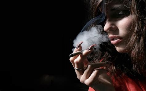 Collection Of Girls With Smoking ~ Kankavar Blog