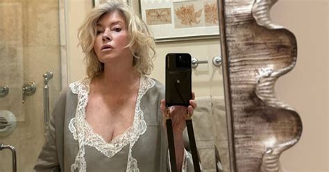 martha stewart shares beautiful selfie at 82 years old