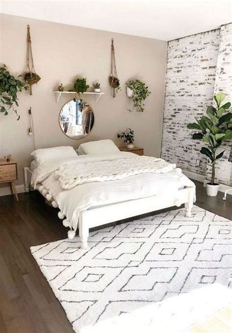 37 Nice Master Bedroom Decoration Ideas Hmdcrtn