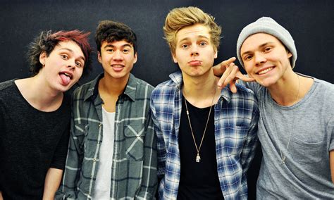 Pop Charts Aussie Boy Band 5 Seconds Of Summer Has Huge Debut At