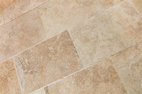 Ionian Antiqued Travertine Tile Dt Stone Tile Shop In Fordingbridge