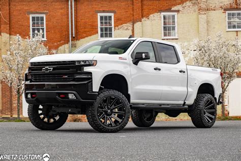 Lifted 2019 Chevy Silverado 1500 With 22×12 Fuel Contras And 6 Inch