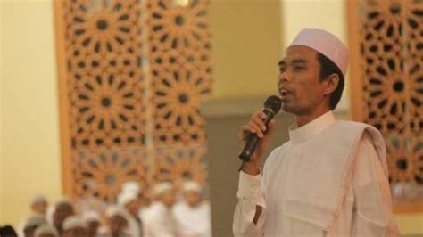 Selain itu taubat doza zina dengan cara bersedekah juga dapat dilakukan dengan memberikan bantuan kepada orang yang berhutang karena kesulitan ekonomi atau menyedekahkan sebagian atau semuanya dari hutang itu kepadanya. Dosa Zina Apakah Harus Dicambuk Atau Cukup Taubat? Hingga ...