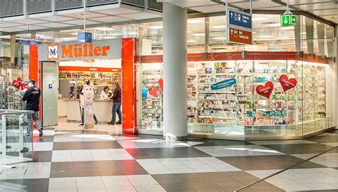 Die wichtigsten davon werden im folgenden vorgestellt: Müller Drogerie - Flughafen München