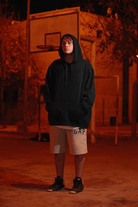 April 12, 1998) is an argentinian rapper, singer and composer. PAULO LONDRA: NENE BENDICIÓN - REGIA