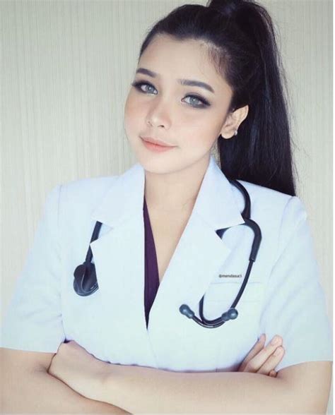 INILAH 10 Dokter Paling Cantik Di Indonesia Yang Bikin Rela Pura