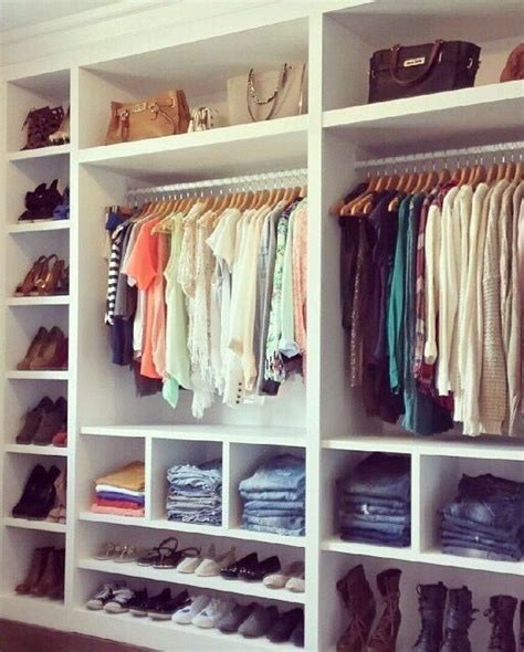 And this type of storage ironically gives you a lot of room for creativity. 10 Beautiful Open Wardrobe Suggestions For Sophisticated ...