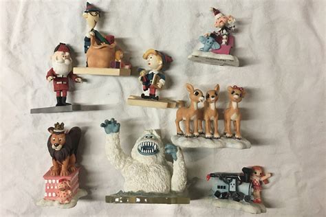 Rudolph The Red Nosed Reindeer Figurines 8 Piece Set Toys And Hobbies