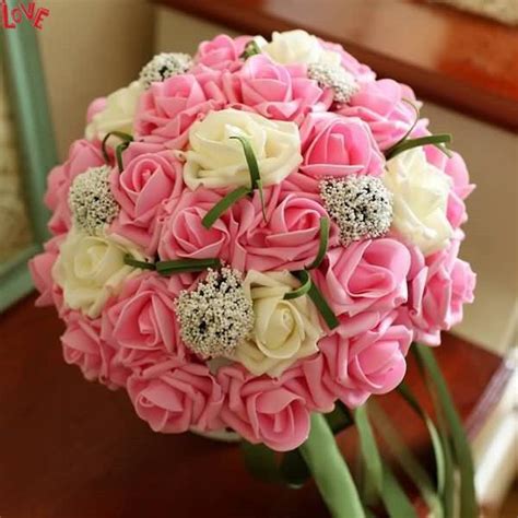 Fresh wedding flowers are by far the most well known and most commonly used floral option for weddings. how much do flowers cost on average for a wedding ...