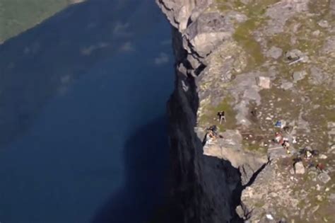 Base Jump Goes Horribly Wrong As Man Is Thrown Off 4000ft Cliff