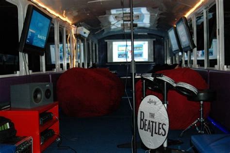 Is there a gametruck powered lasertag party truck? Check out http://thrillsonwheelsgametruck.com/ for Los ...