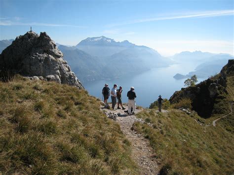 Walking Holidays In Italy Lake Como Lake Como Bellagio Lake Como