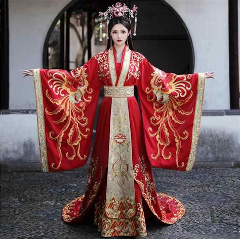 High Quality Chinese Ancient Wedding Hanfu Bride Long Tail Couple