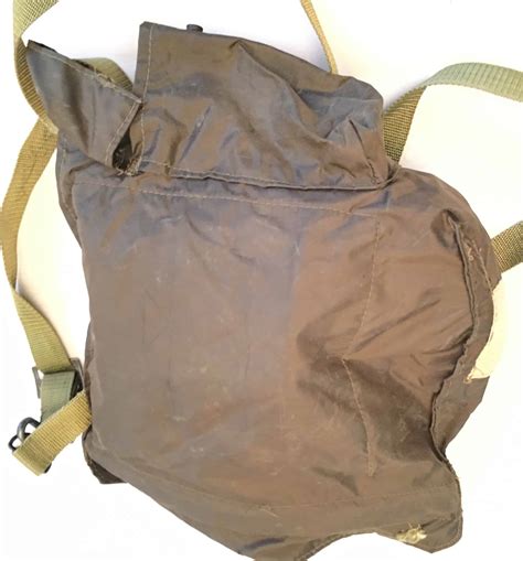 There are often restrictions on what qualifies as a gas all rewards total estimations are net the annual fee. Iraqi Gas Mask with Nylon Bag and Decon Kit - Enemy Militaria
