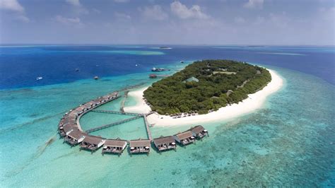 Reethi Beach Resort | Luxury Resort in Maldives