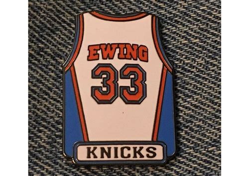 New York Knicks ~ Patrick Ewing ~ 33 ~ Jersey Lapel Pin ~ Nba ~ By