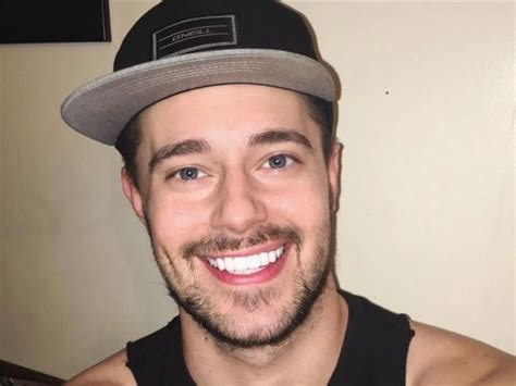 Chris Crocker Nudes Cumshot Porn Video LEAVE BRITNEY ALONE