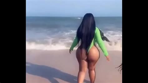 Modelo De Ghana Moesha Bodoung Sacude El Culo En La Playa Xvideos
