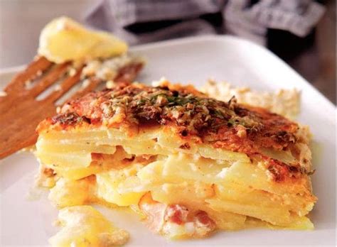 Aardappelgratin Met Belegen Kaas Recept Allerhande Albert Heijn