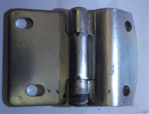 Engsel pintu gunting ini memiliki dudukan yang mengikuti dudukan baut engsel pintu bawaan mobil. Jual Engsel pintu belakang katana di lapak tangomotor ...