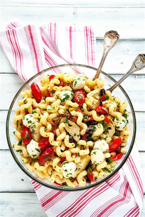 Find the best antipasto ideas on food & wine with recipes that are fast & easy. Easy Italian Antipasto Pasta Salad | Foodtasia