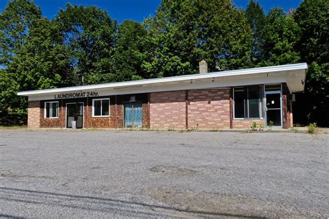 Our remodeled coin laundry has beautiful brand new machines it has two televisions, a soap vending machine, free wifi, a clean restroom, plenty of laundry carts and lots of folding tables. Laundromat 24hr, Freeport, ME | Laundromat 24 Hr, 12 ...