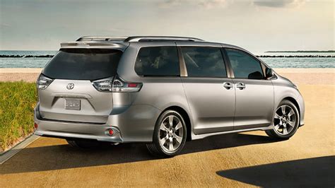 With its refined interior, advanced technology features and fresh exterior styling, the 2015 toyota sienna is as versatile as the families who drive it. 2015 Sienna specs