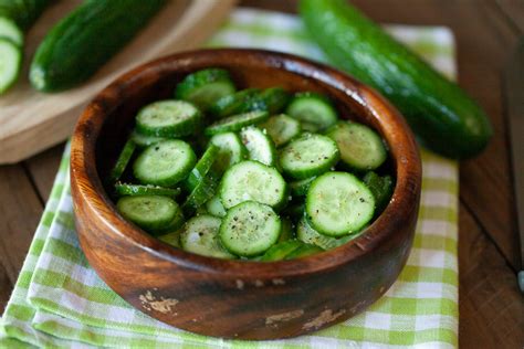 How To Make Pickles From Garden Cucumbers Without Canning Food