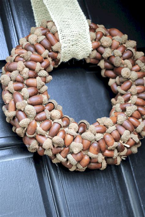 30 Easy Acorn Crafts For Fall Decor And A Few To Wear