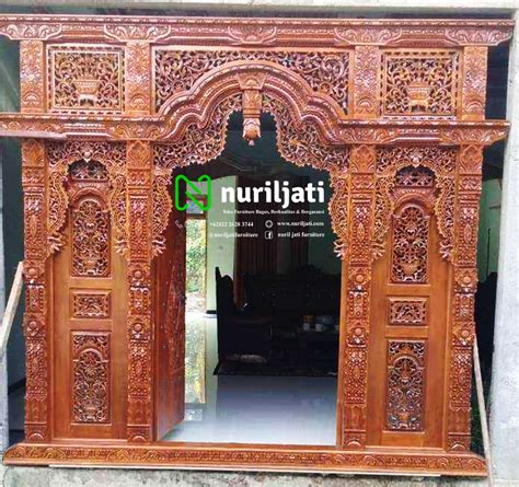 Harga kusen jati 2021 untuk pintu dan jendela berbagai tipe. Kusen Pintu Ukir Gebyok Kayu Jati - Nuril Jati Furniture ...