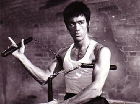 Top 10 Bruce Lees Surprising Physical Feats