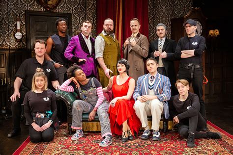 The Play That Goes Wrong Official Site