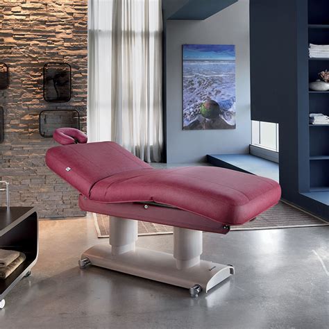 Table De Massage électrique Gemya Lemi Beauty And Spa En Bois à Hauteur Réglable Sur Mesure