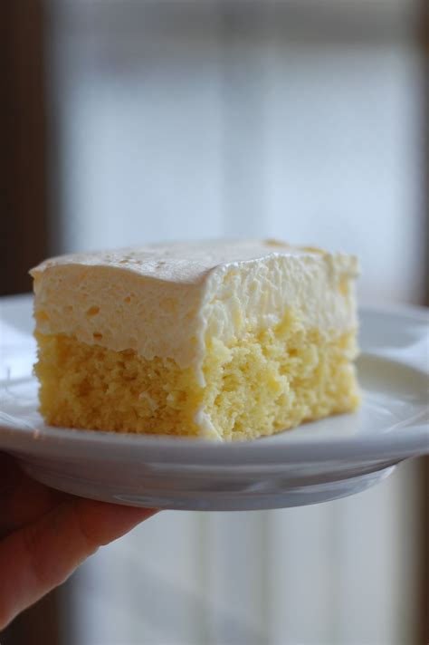 93 Lemon Snow Cake