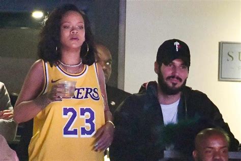Rihannas Dating History From Drake To Aap Rocky
