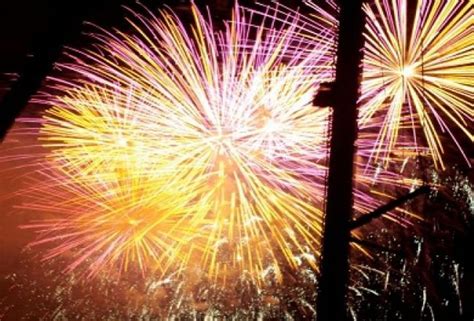Check spelling or type a new query. Freizeit.ch - 1. August-Feier in Bern - BE - Kalender ...