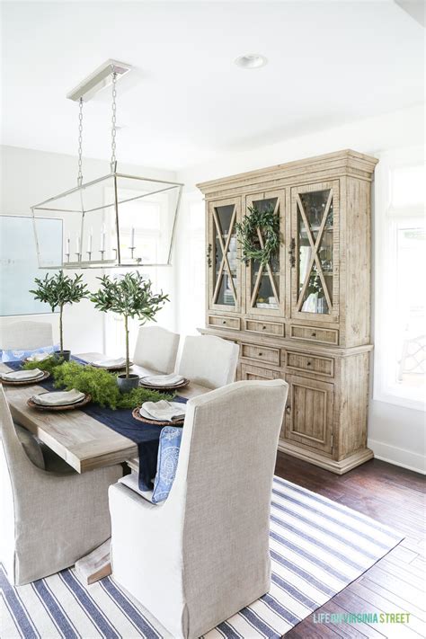 32 Best Dining Room Storage Ideas And Designs For 2020