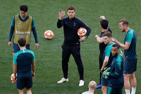 W sobotę zagrają w finale ligi mistrzów o pierwszy po 43 latach triumf polskiej drużyny w najważniejszym z europejskich pucharów. UEFA zmieniła protokół meczowy na finał Ligi Mistrzów! Wszystko przez prośbę Pochettino Piłka ...