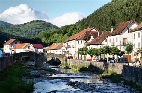 Места фальсес путешествия и транспорт palacio ochagavia, casa rural, falces (navarra). Casa Rural Ochagavia Navarra