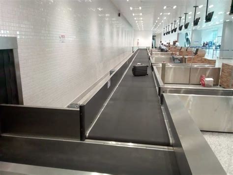 Belt Conveyors For Airport Luggage Cassioli