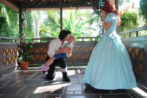 1000 Images About Disney Hugs And Kisses On Pinterest Disney