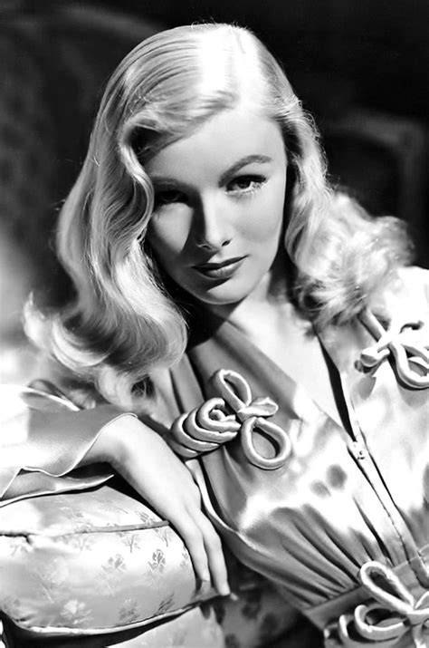 Veronica Lake 1943 Classic Hollywood Glamour Vintage Hollywood Glamour Hollywood Waves