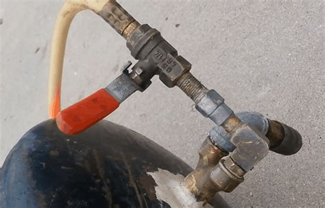 How To Make A Diy Flamethrower Survival Life